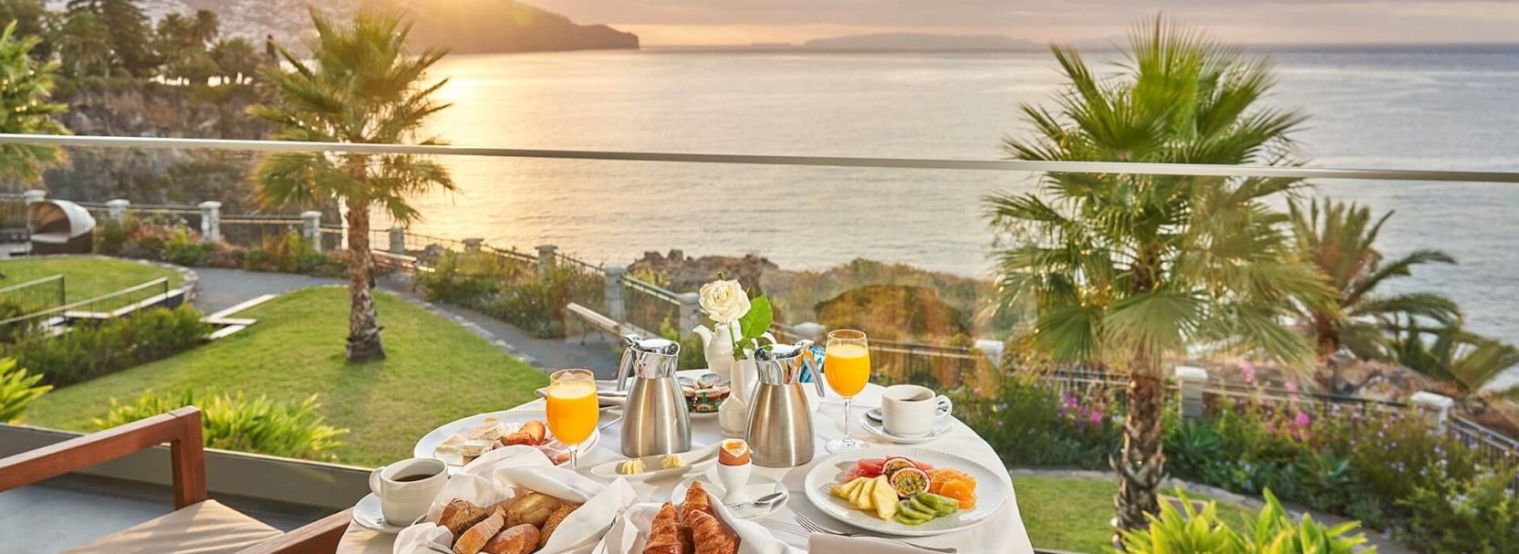 LES SUITES AT CLIFF BAY PORTOBAY 10